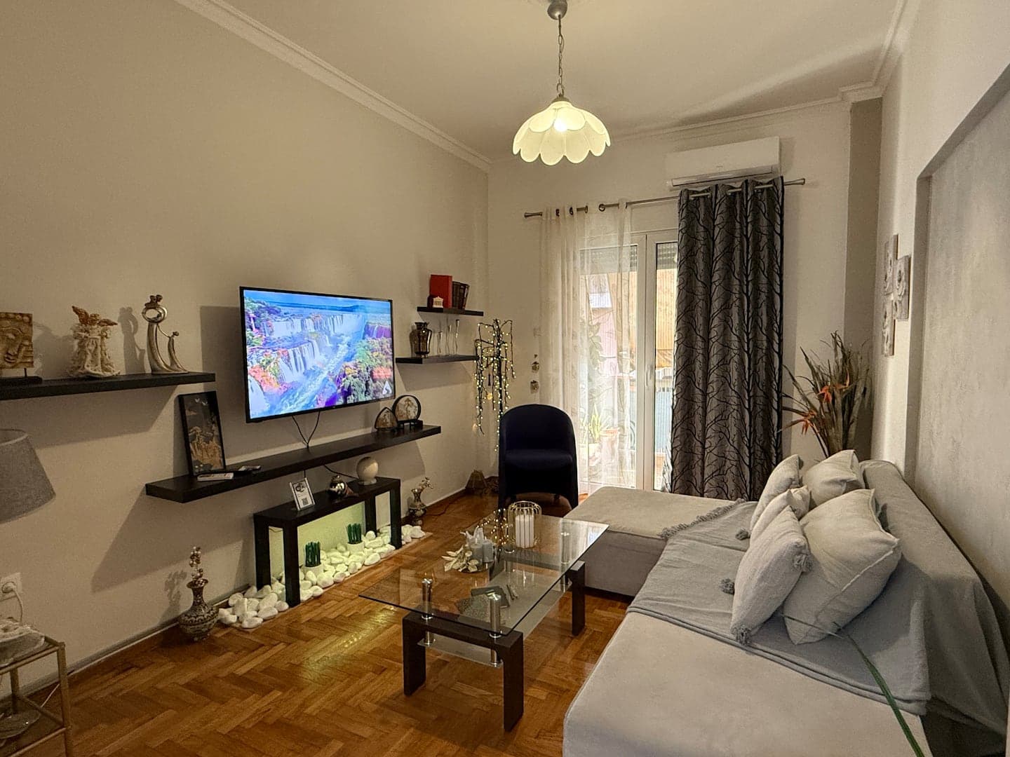 2 Bedrooms Apartment Center of Athens 5 min Subway photo 8