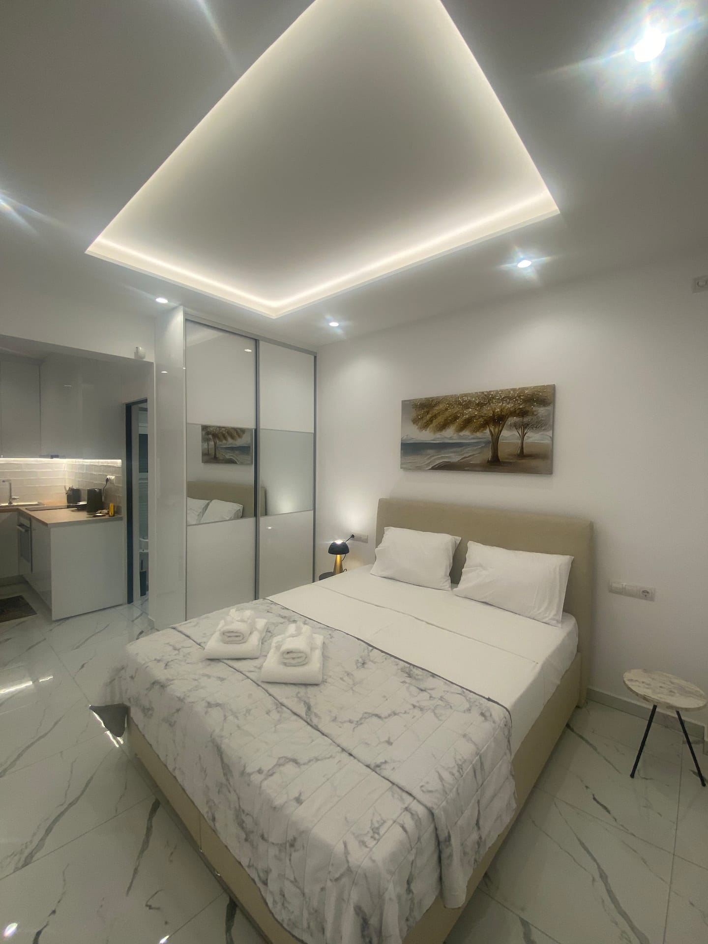 Stylish Gem Close to Acropolis