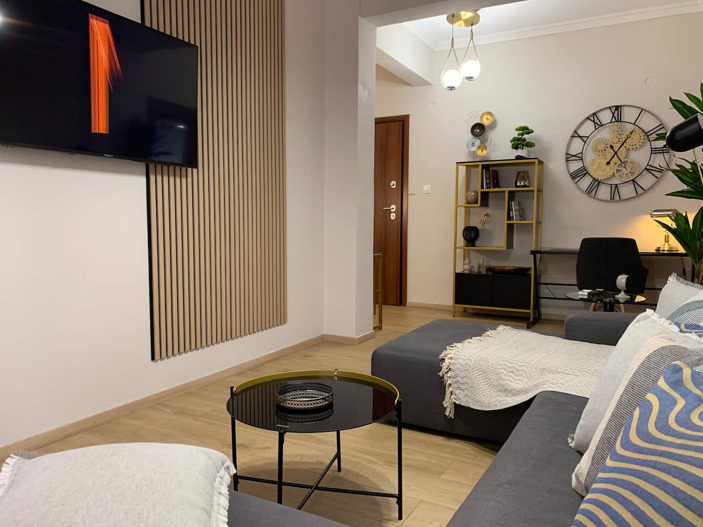 Modern Comfort close to Acropolis photo 11