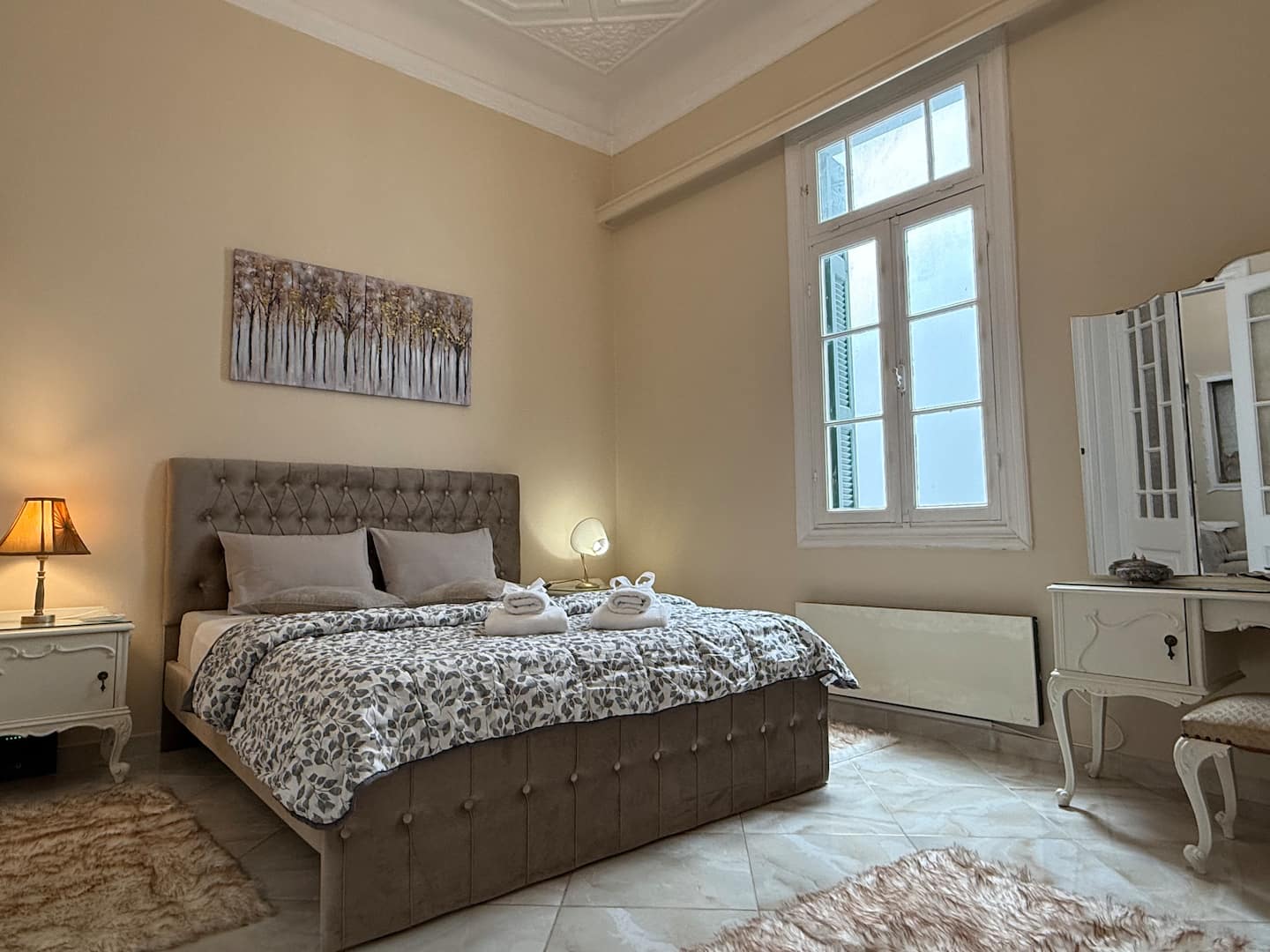 Entire Neoclassical House, 4BR across two floors photo 39
