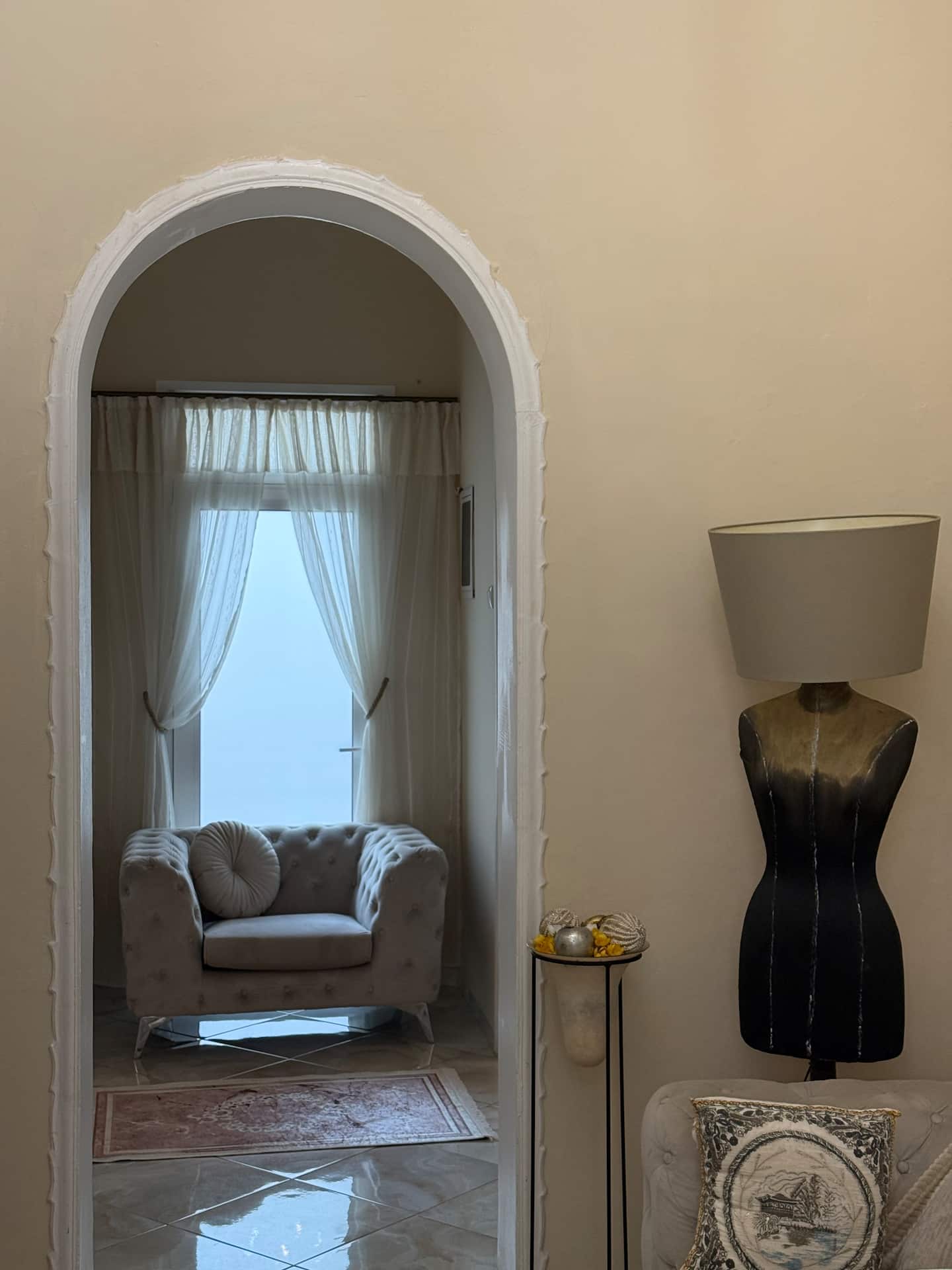Entire Neoclassical House, 4BR across two floors photo 44