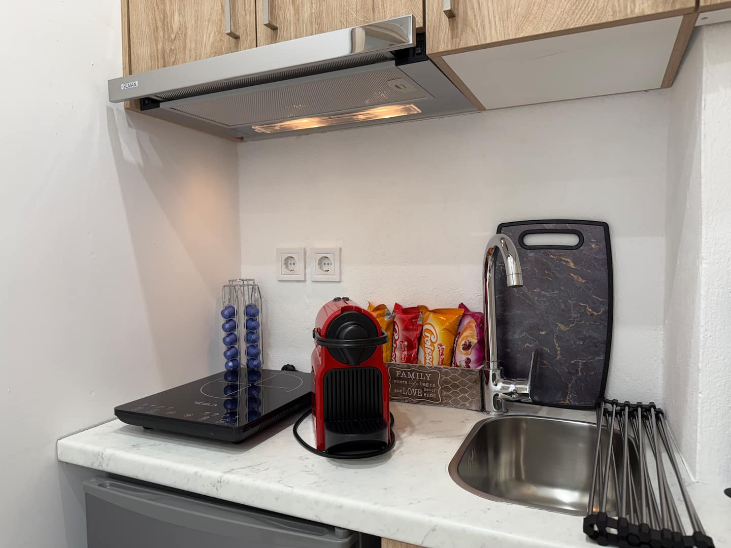 Smart Athens Stay: Studio Near Acropolis & Metro photo 4