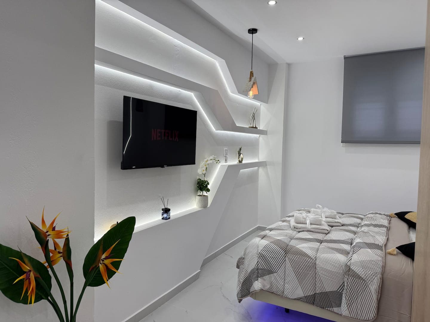 Stylish Athens Base near Acropolis & Metro photo 4