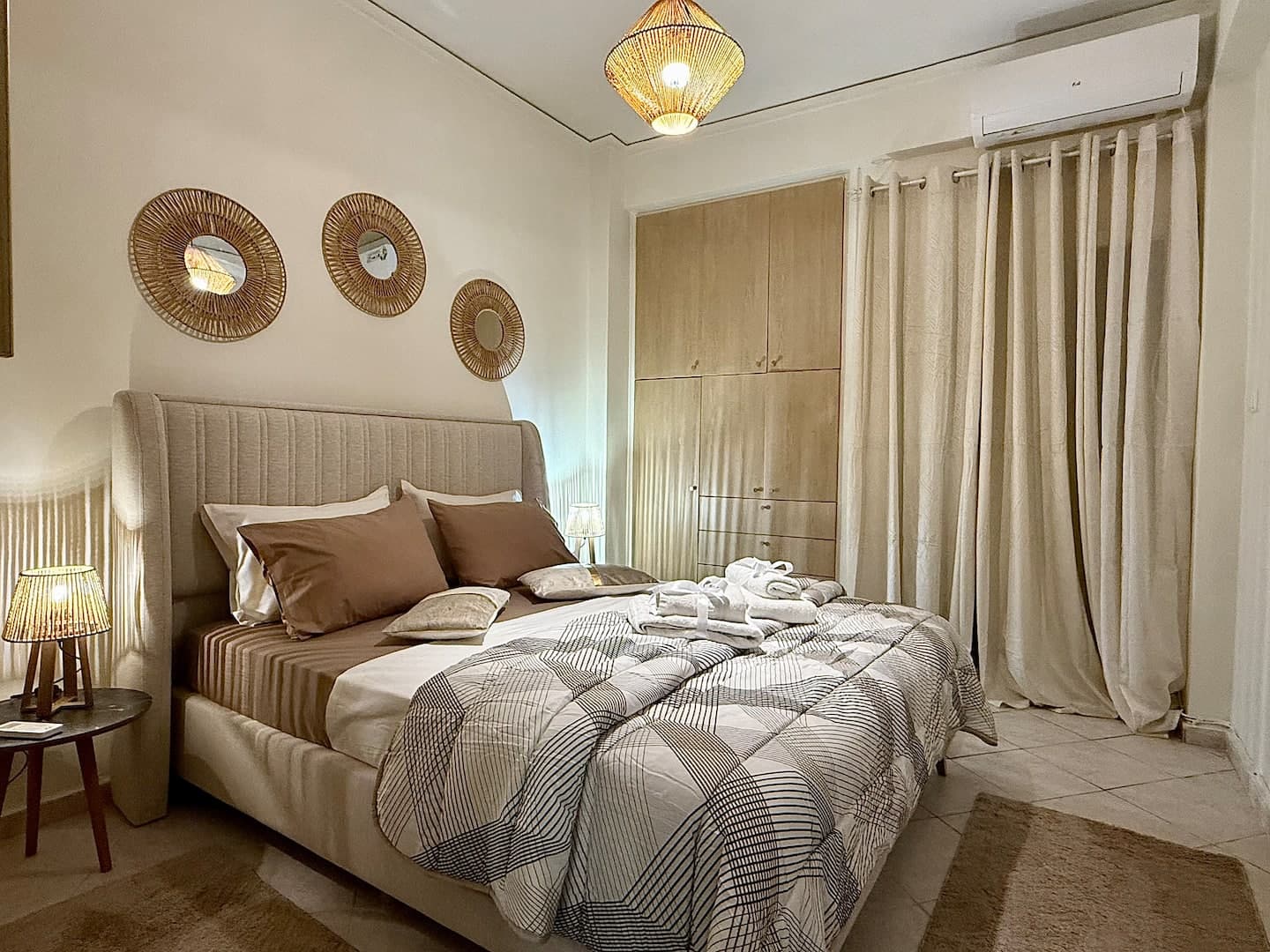 Central Athens Apt | Acropolis, Plaka, Syntagma photo 2