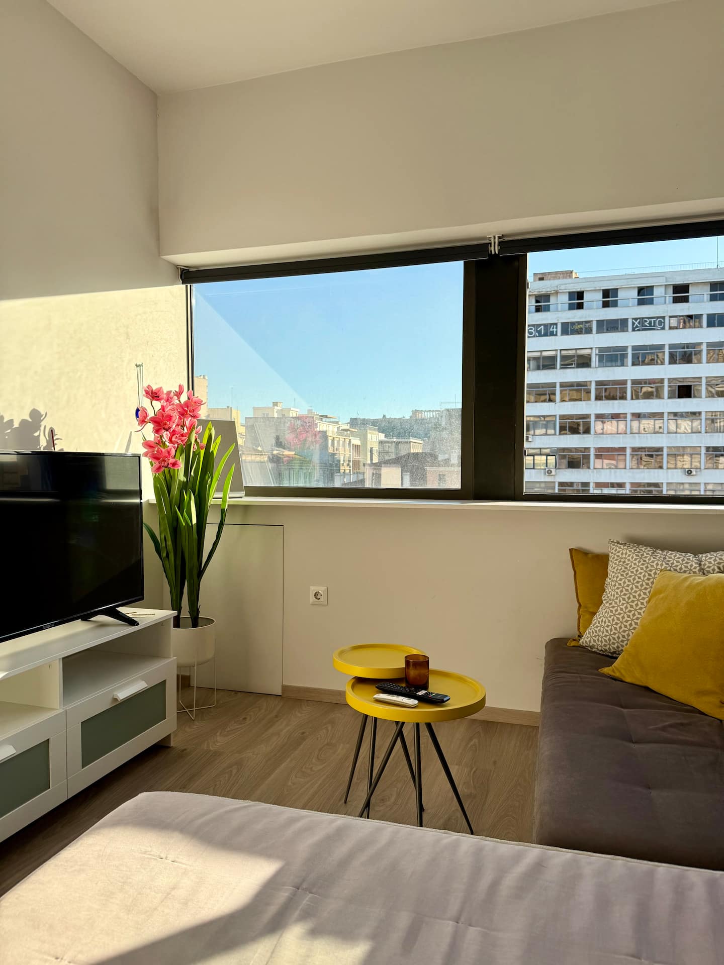 Modern Monastiraki Apartment w/ Parthenon view photo 6
