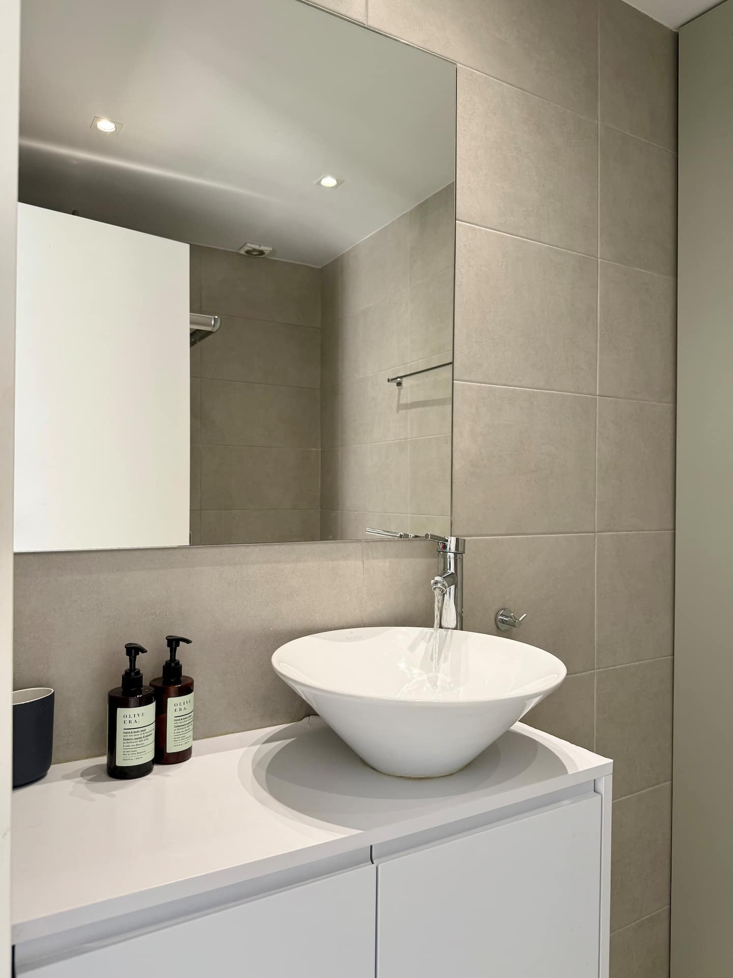 Modern Monastiraki Apartment w/ Parthenon view photo 10