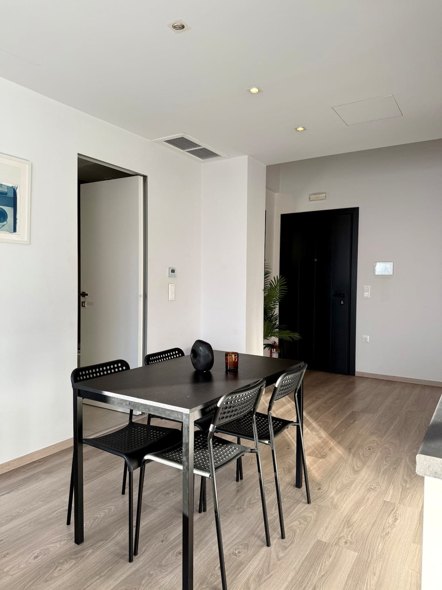 Modern Monastiraki Apartment w/ Parthenon view photo 15
