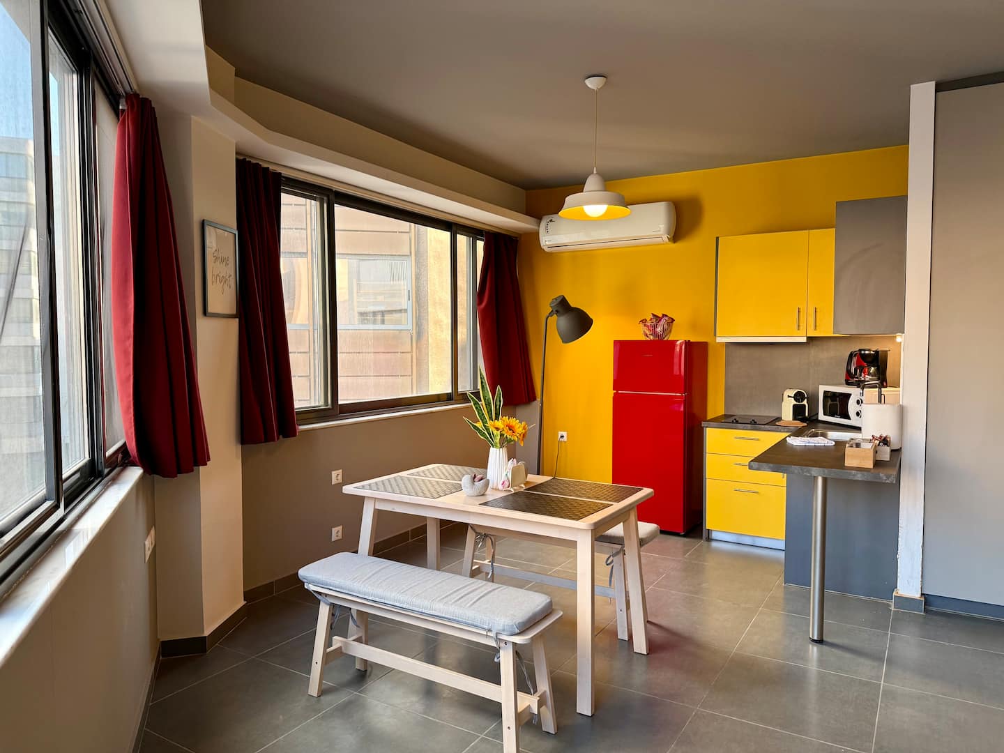 Stylish Apartment | 5 min to Monastiraki photo 9