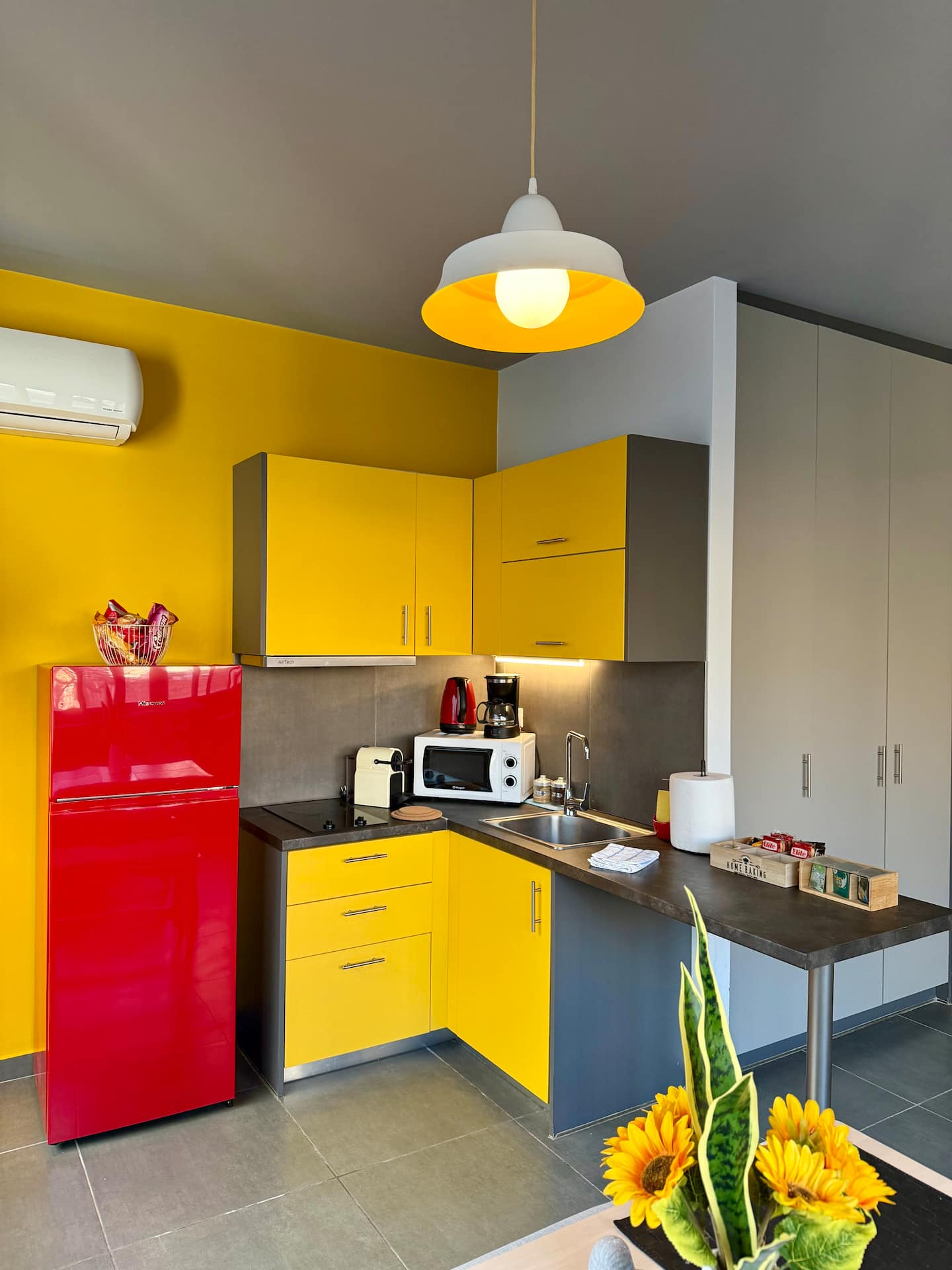 Stylish Apartment | 5 min to Monastiraki photo 15