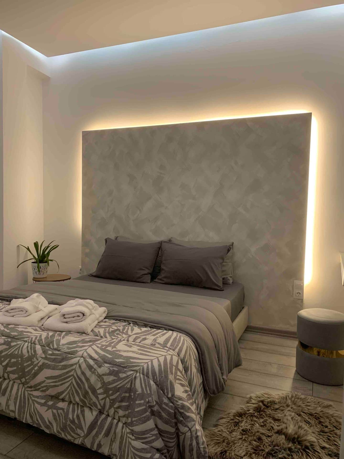 Luxury Athens Apartment with Breathtaking Views photo 6