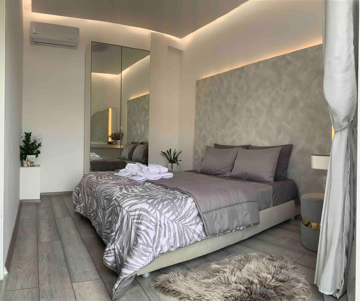 Luxury Athens Apartment with Breathtaking Views photo 7