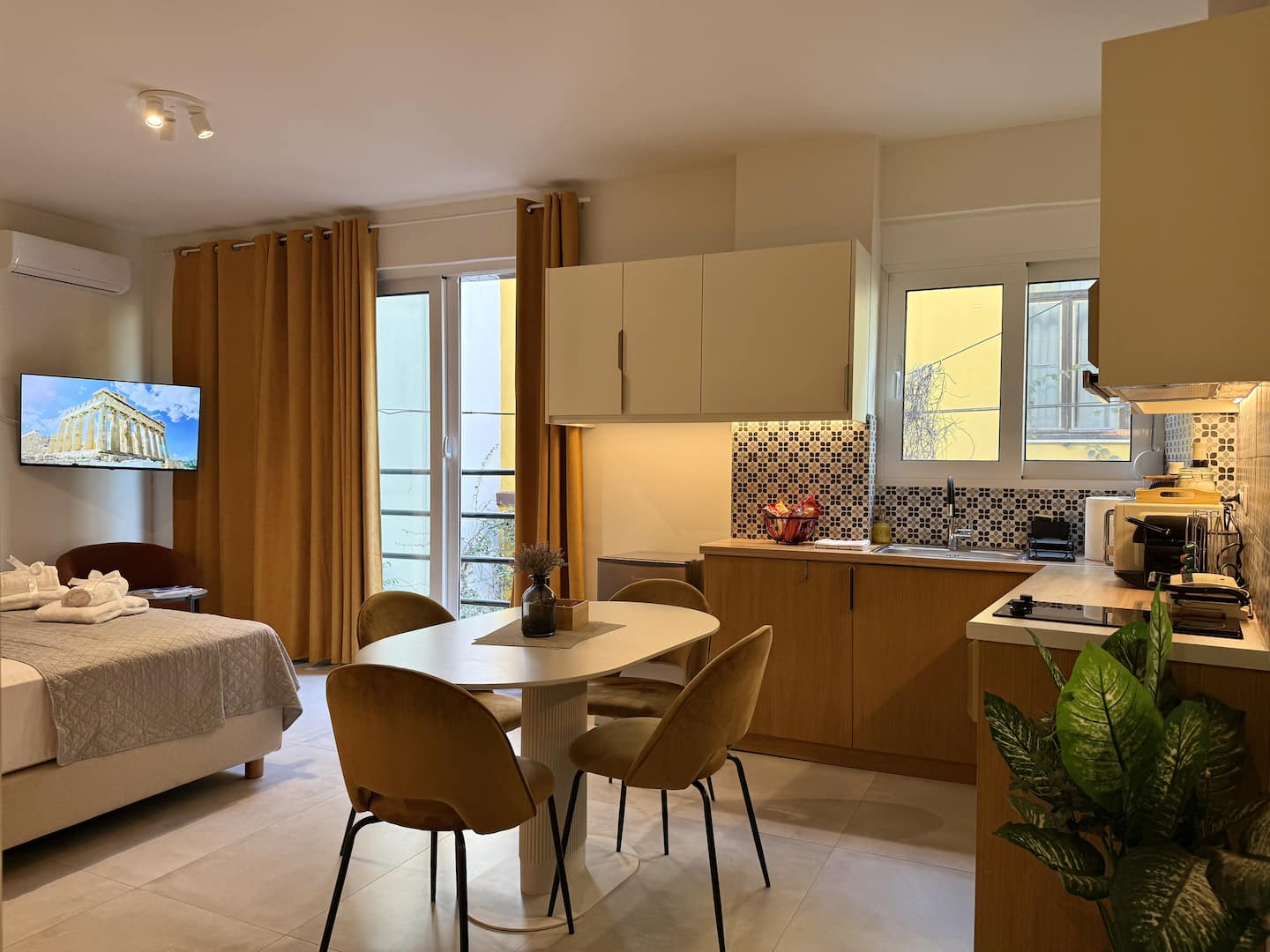 Sunlight Luxury Studio in Psirri