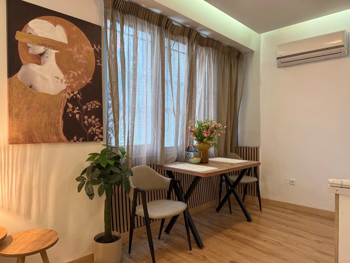 Syntagma Warm Studio on Ermou Street photo 4