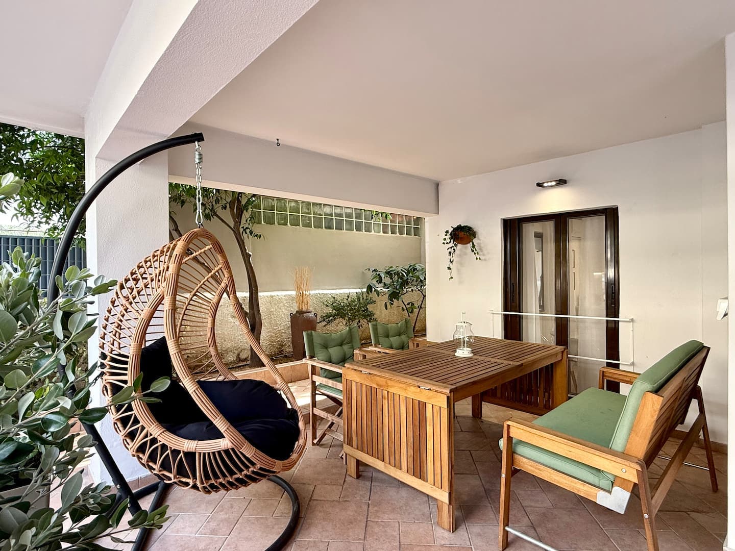 Celine Luxury Apartment & Garden