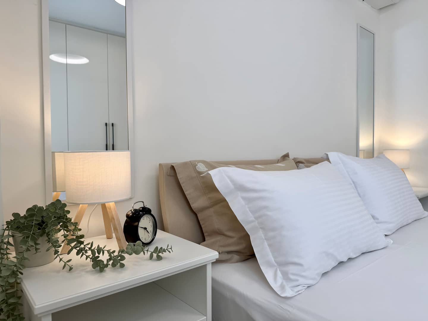 Celine Luxury Apartment & Garden photo 6