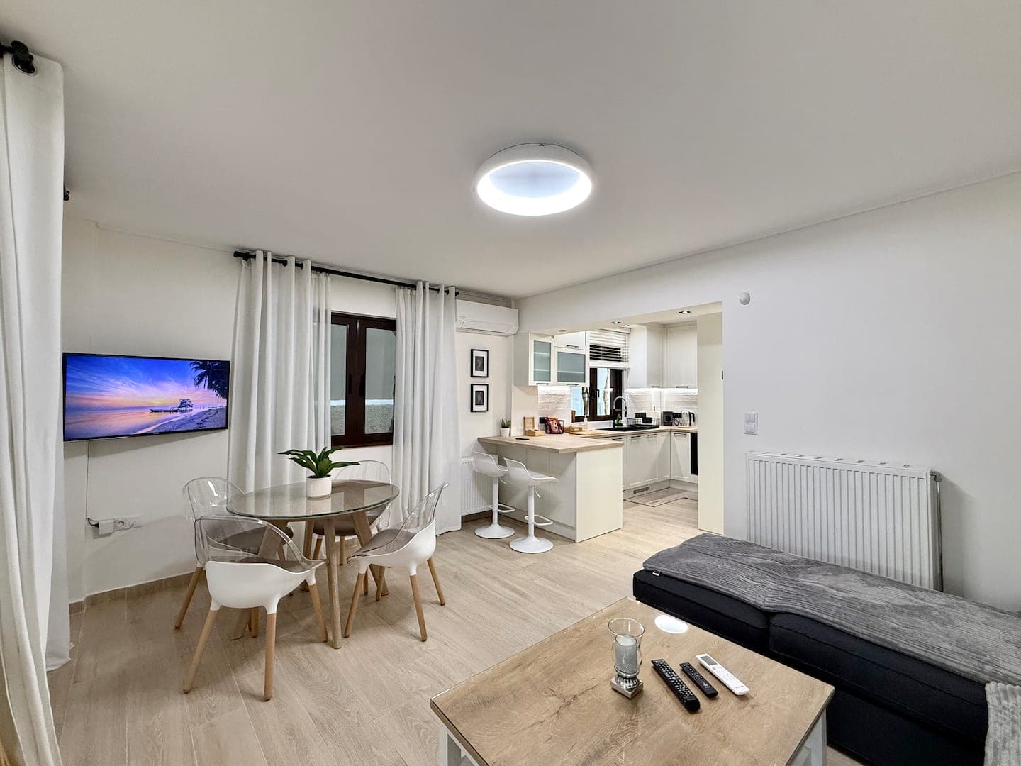 Celine Luxury Apartment & Garden photo 12