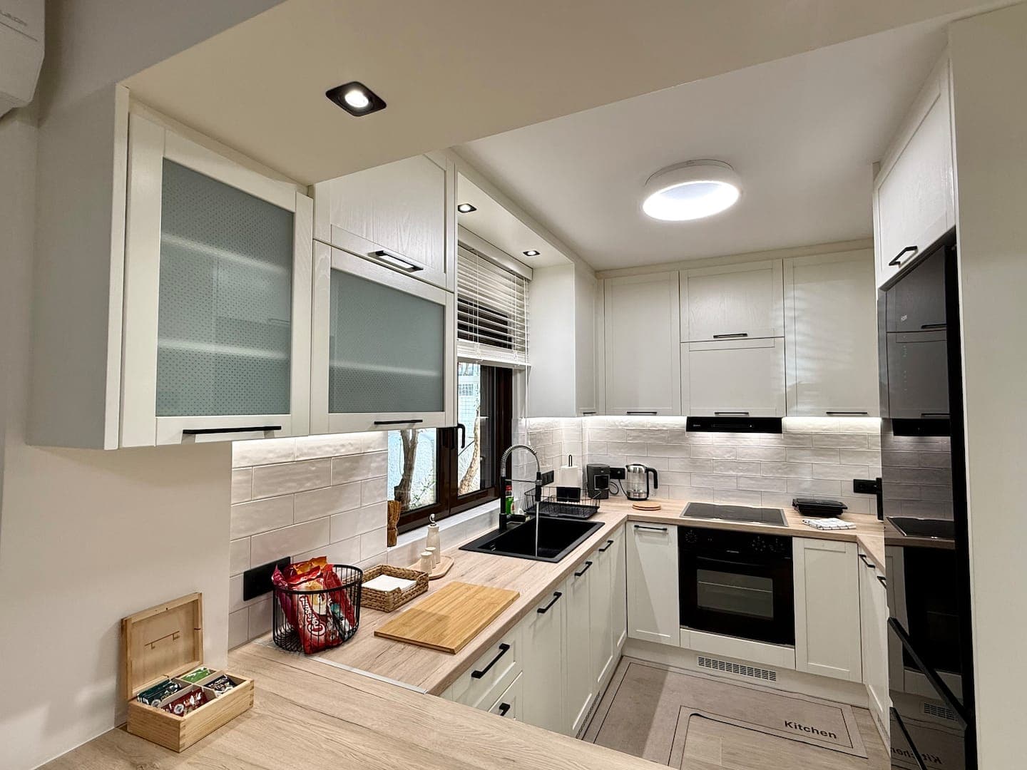 Celine Luxury Apartment & Garden photo 17