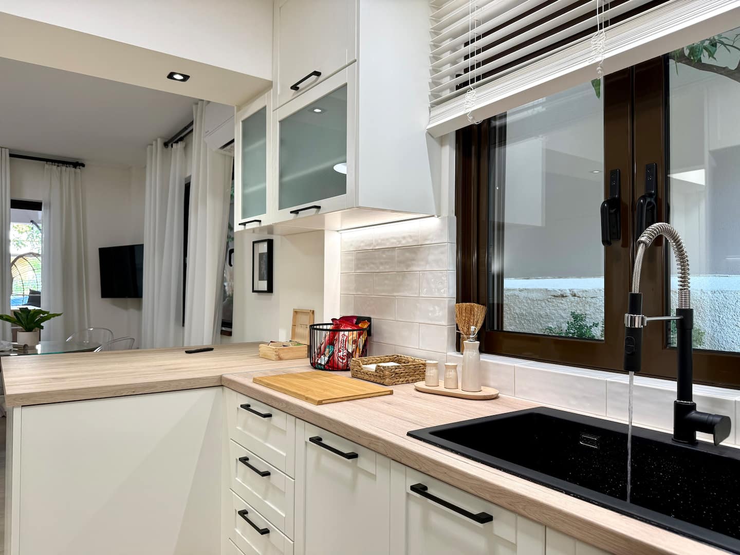 Celine Luxury Apartment & Garden photo 21