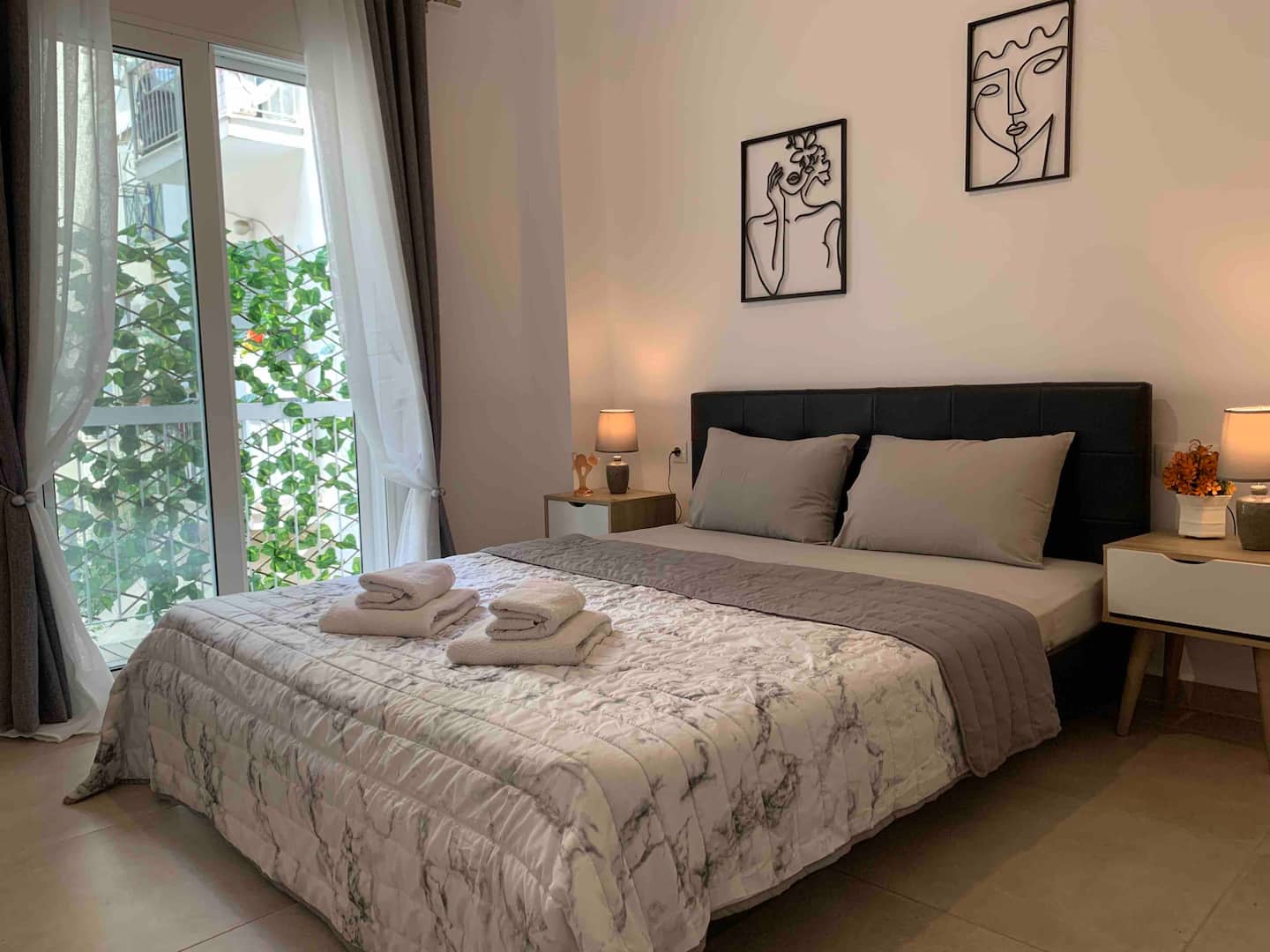 Modern Charm: Stylish Apartment in Central Athens photo 2