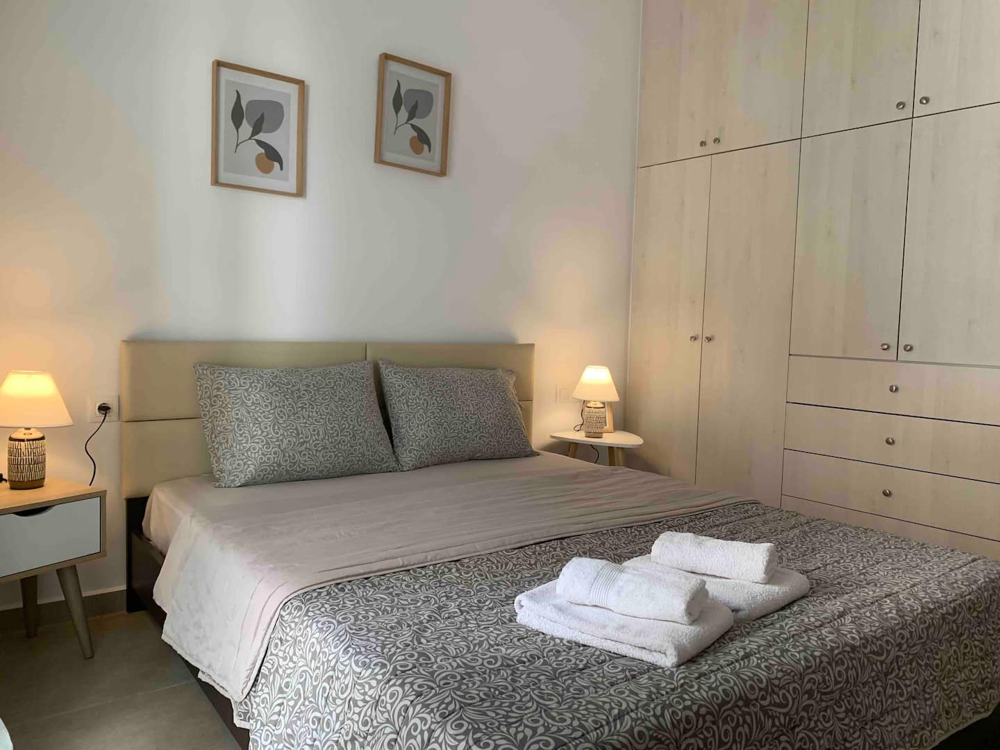 Modern Charm: Stylish Apartment in Central Athens photo 11