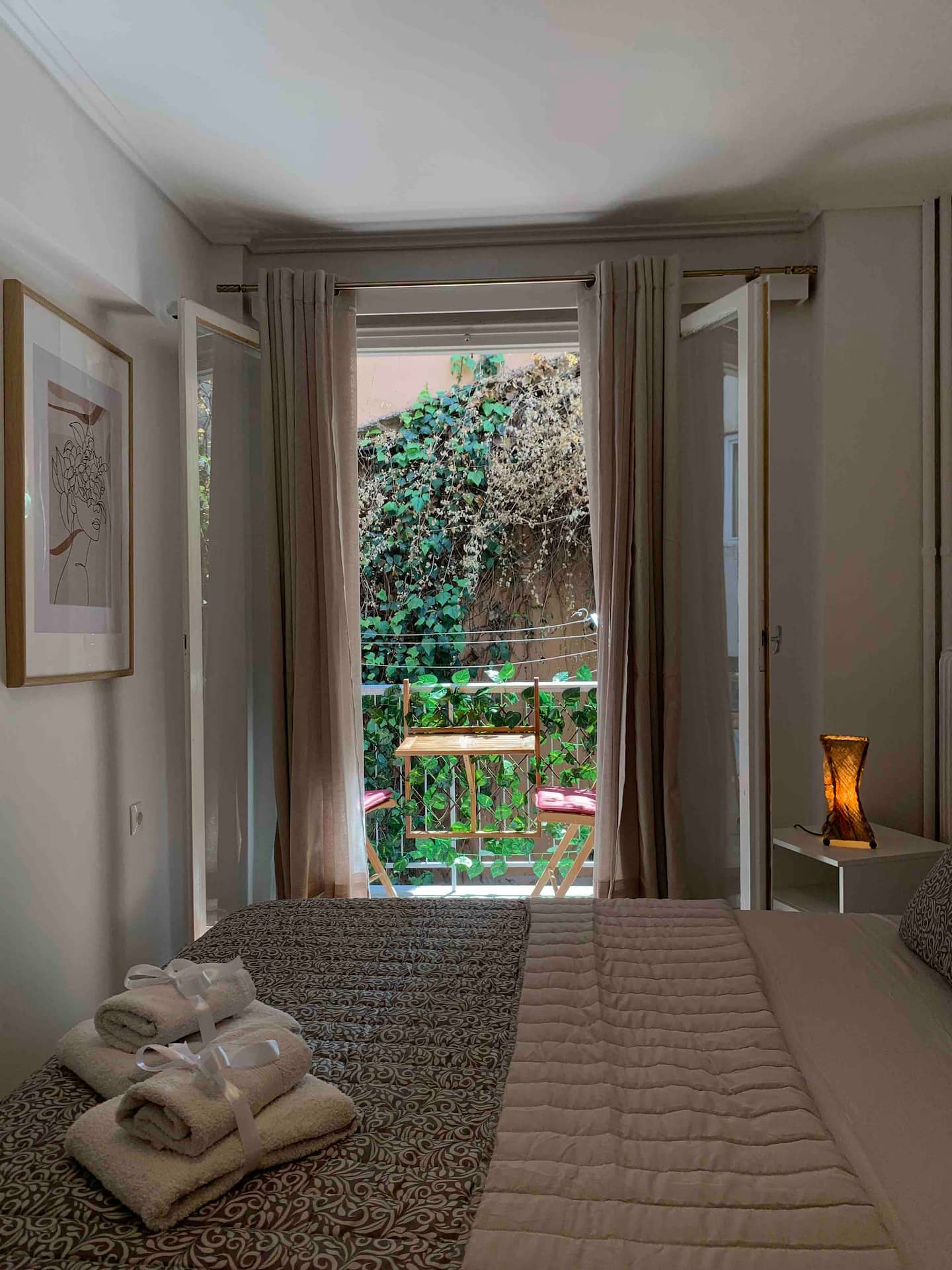 Chic Urban Living: Apartment in Acropolis-Koukaki photo 3
