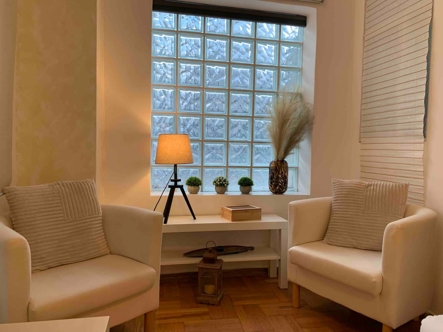 Chic Urban Living: Apartment in Acropolis-Koukaki photo 7