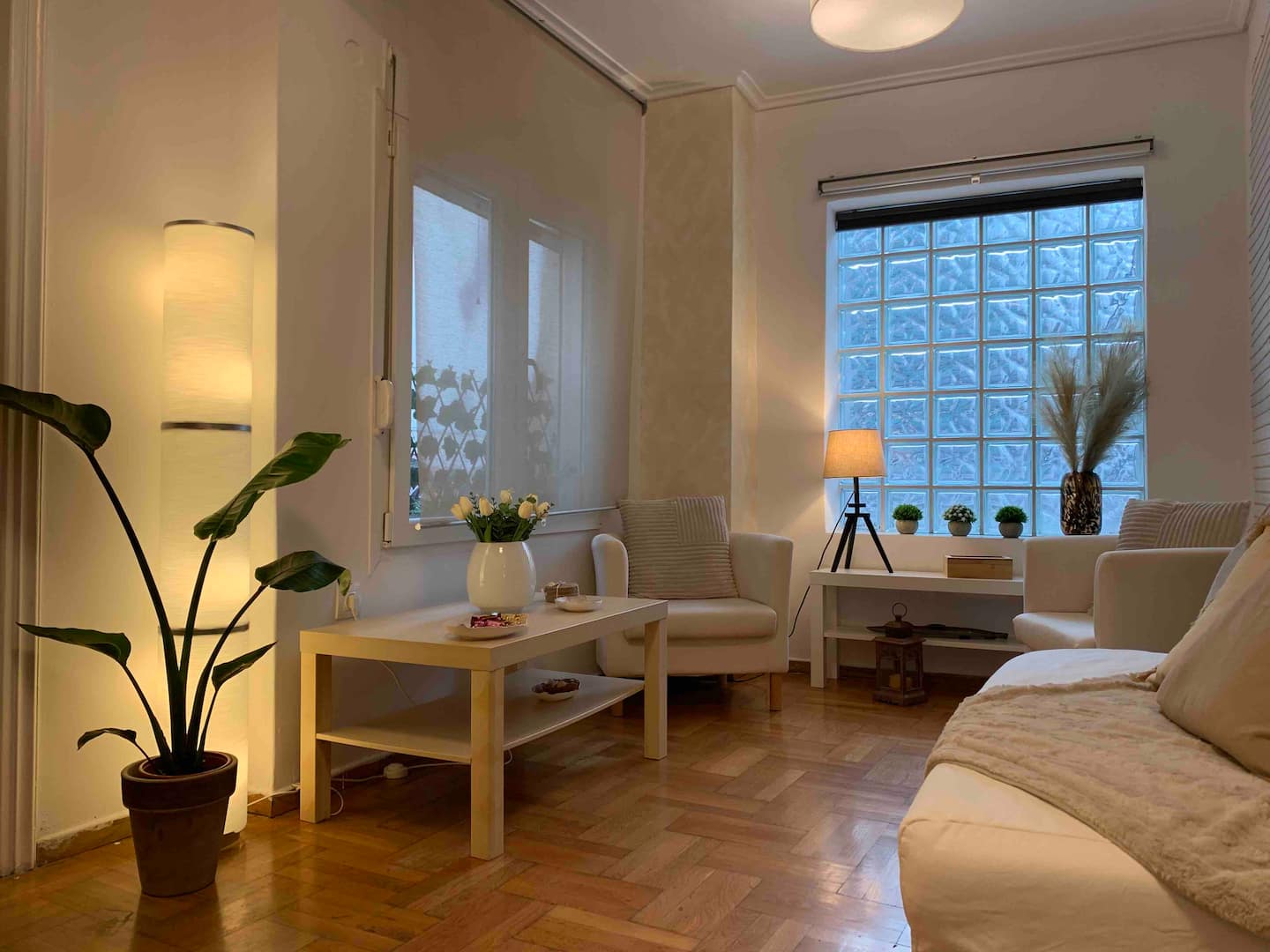 Chic Urban Living: Apartment in Acropolis-Koukaki photo 9