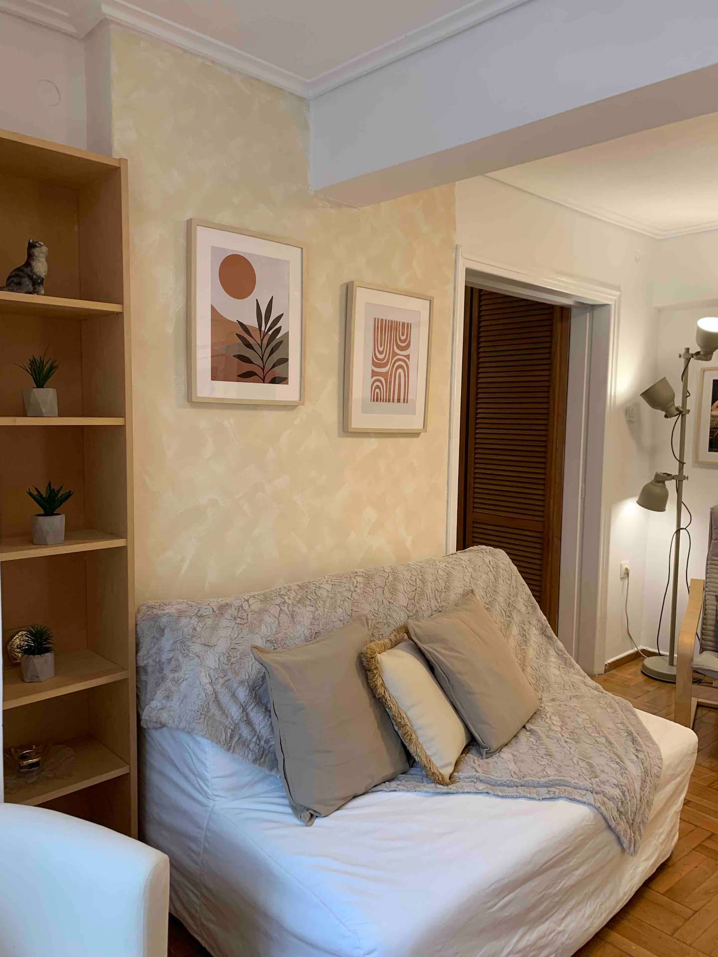 Chic Urban Living: Apartment in Acropolis-Koukaki photo 12