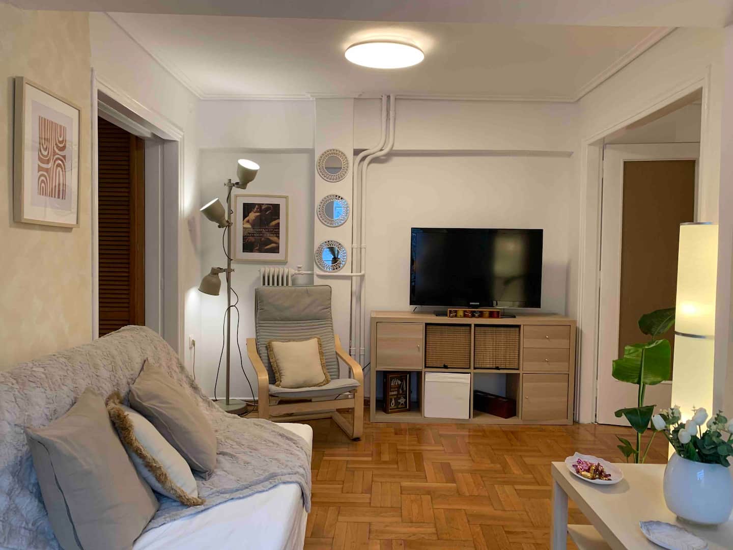 Chic Urban Living: Apartment in Acropolis-Koukaki photo 13