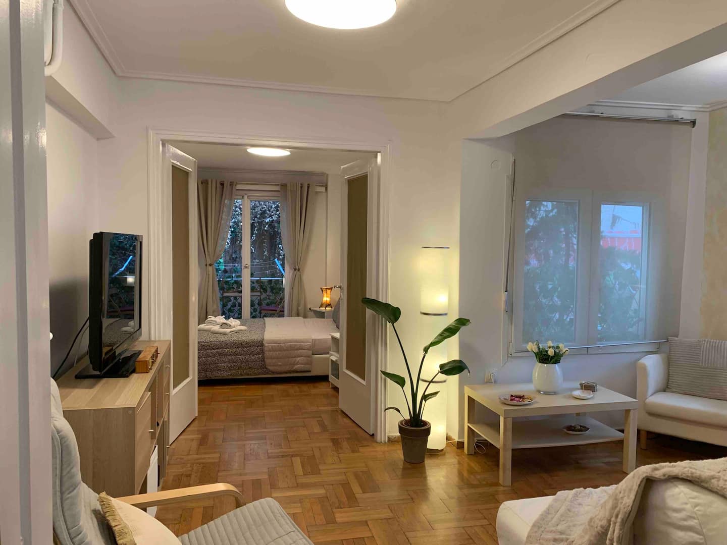 Chic Urban Living: Apartment in Acropolis-Koukaki photo 14